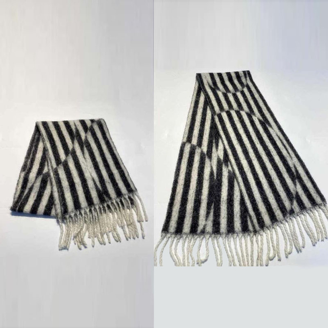 Check Jacquard Woven Scarf