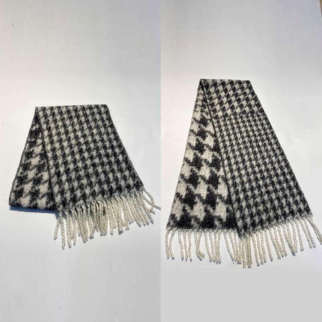 Houndstooth Woven Scarf